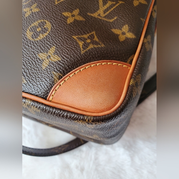 Louis Vuitton Monogram Amazon Crossbody bag - Picture 10 of 16